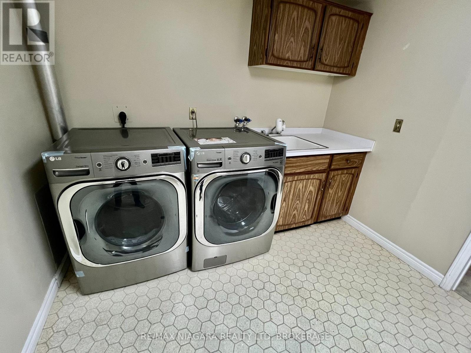 6171 Charnwood Avenue, Niagara Falls, Ontario  L2H 2L5 - Photo 35 - X13713162