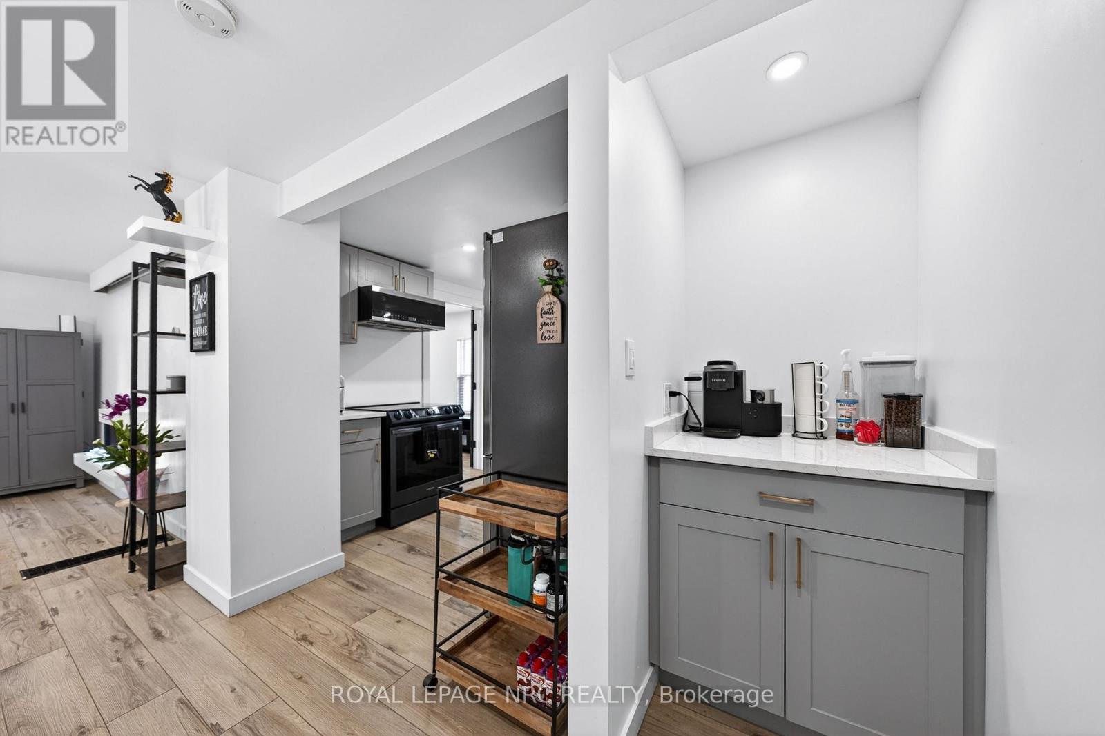 56 Decew Street, Port Colborne, Ontario  L3K 1C1 - Photo 12 - X13713270