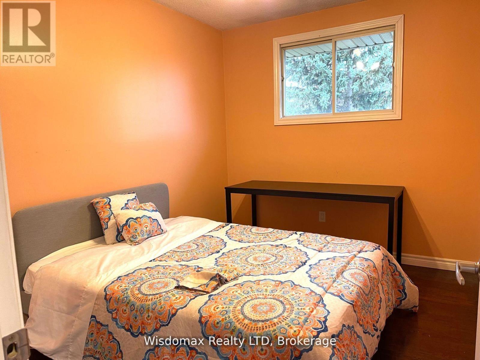 7 Greenmeadow Court, St. Catharines, Ontario  L2P 1X7 - Photo 12 - X13713740