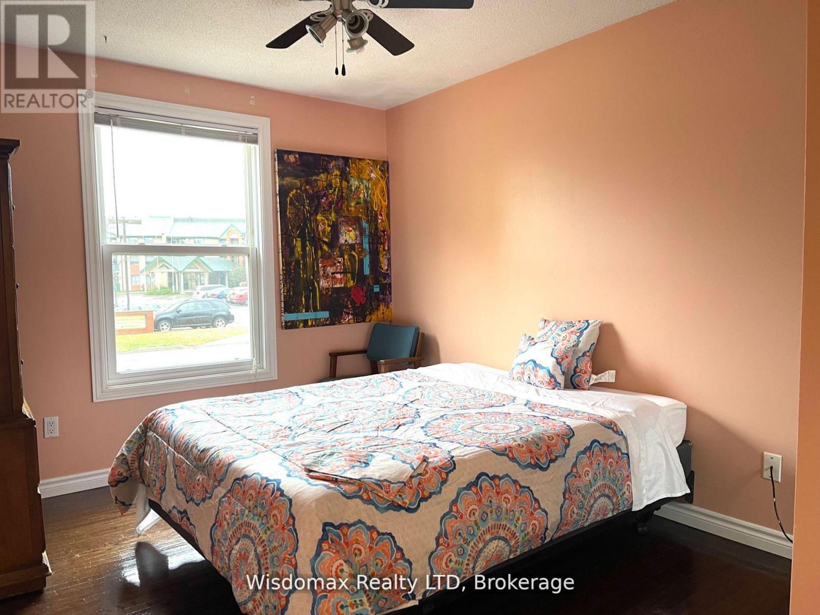 7 Greenmeadow Court, St. Catharines, Ontario  L2P 1X7 - Photo 13 - X13713740