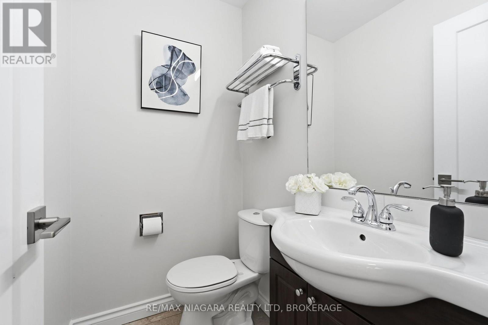 38 Royal Henley Boulevard, St. Catharines, Ontario  L2N 4S1 - Photo 24 - X13713762