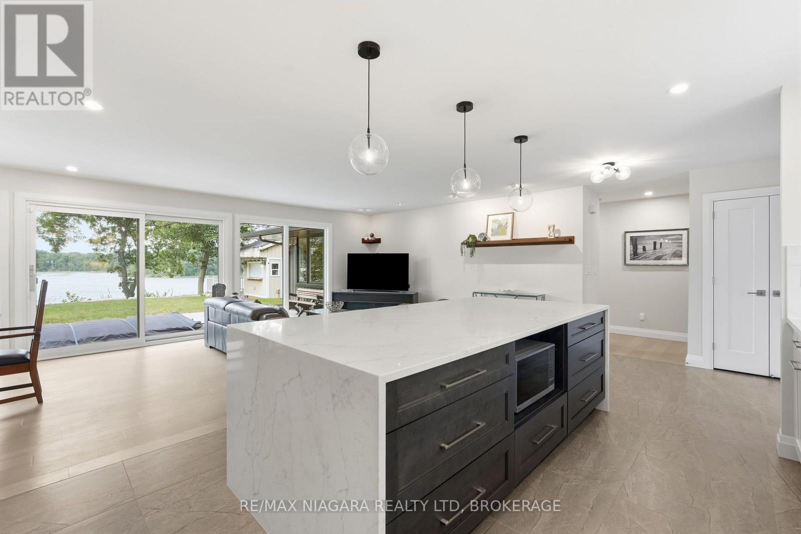 38 Royal Henley Boulevard, St. Catharines, Ontario  L2N 4S1 - Photo 9 - X13713762