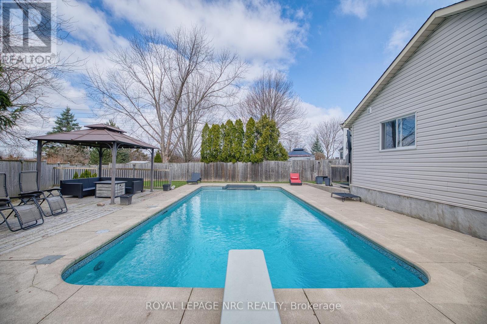 16 Leonard Drive, St. Catharines, Ontario  L2S 3V2 - Photo 24 - X13714040