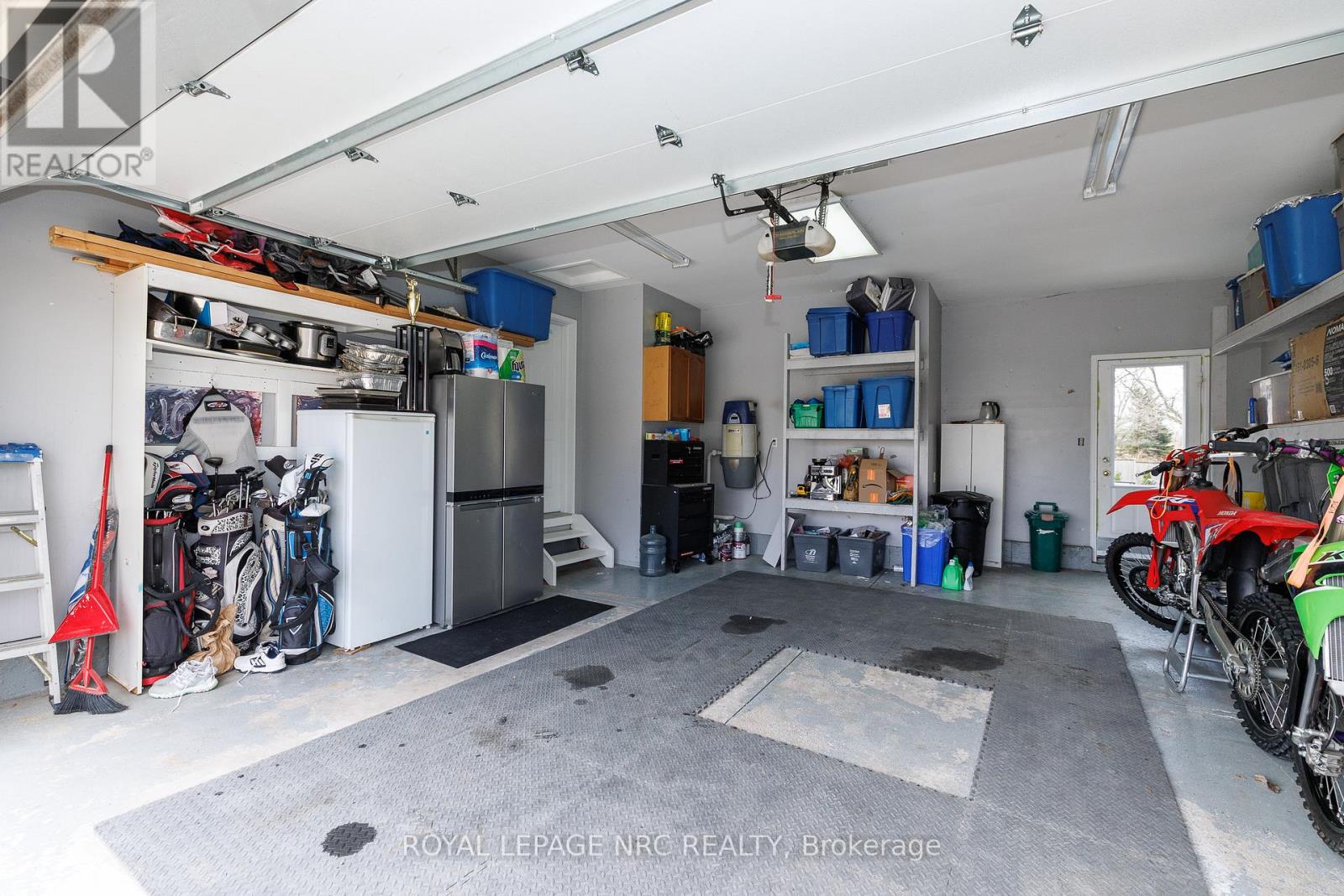 16 Leonard Drive, St. Catharines, Ontario  L2S 3V2 - Photo 34 - X13714040