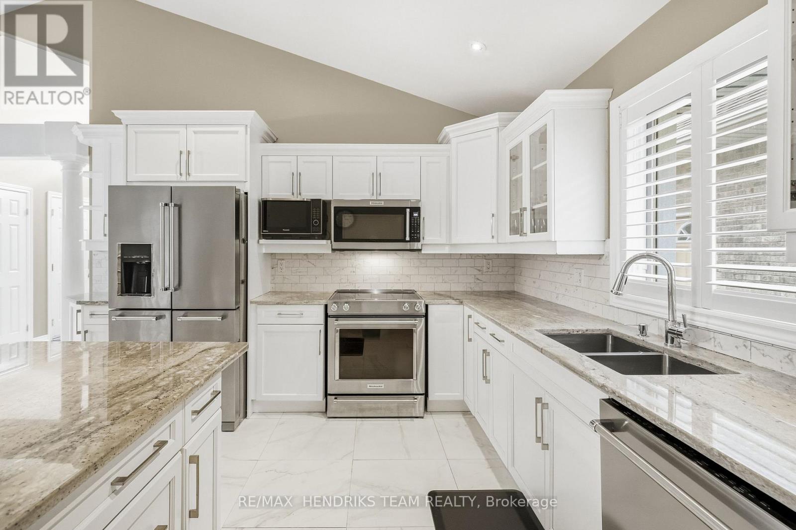 17 First Street Louth, St. Catharines, Ontario  L2W 1C7 - Photo 8 - X13714112