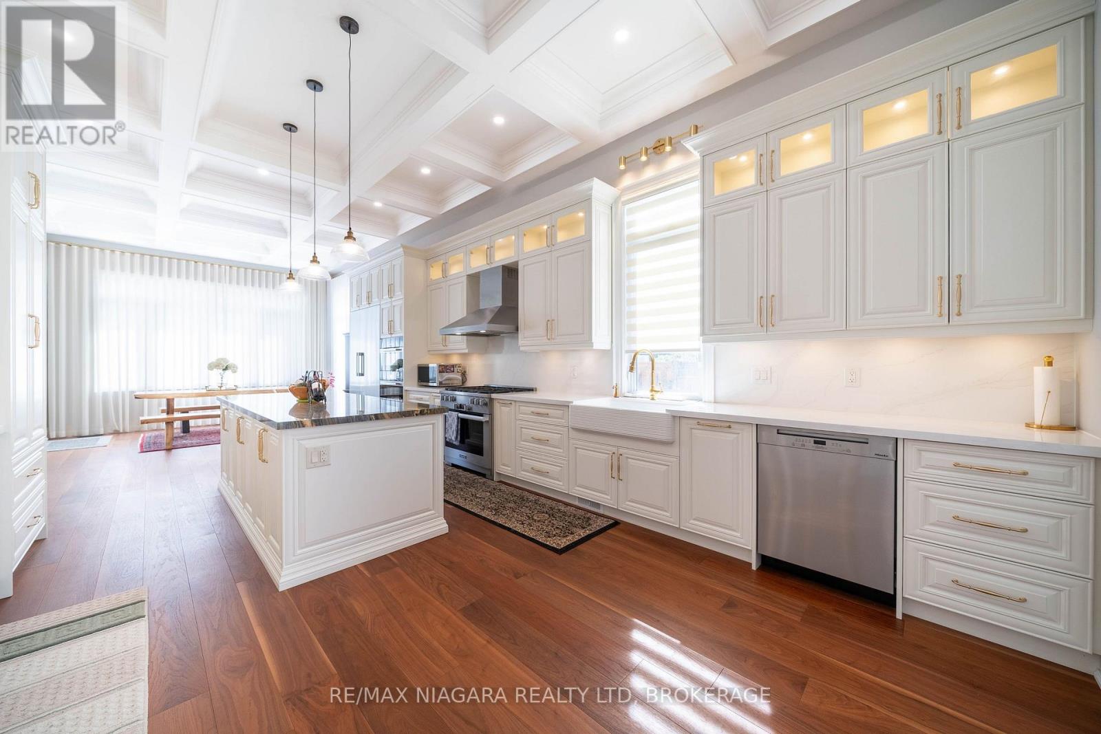 327 Queenston Road, Niagara-On-The-Lake, Ontario  L0S 1J0 - Photo 19 - X13714258