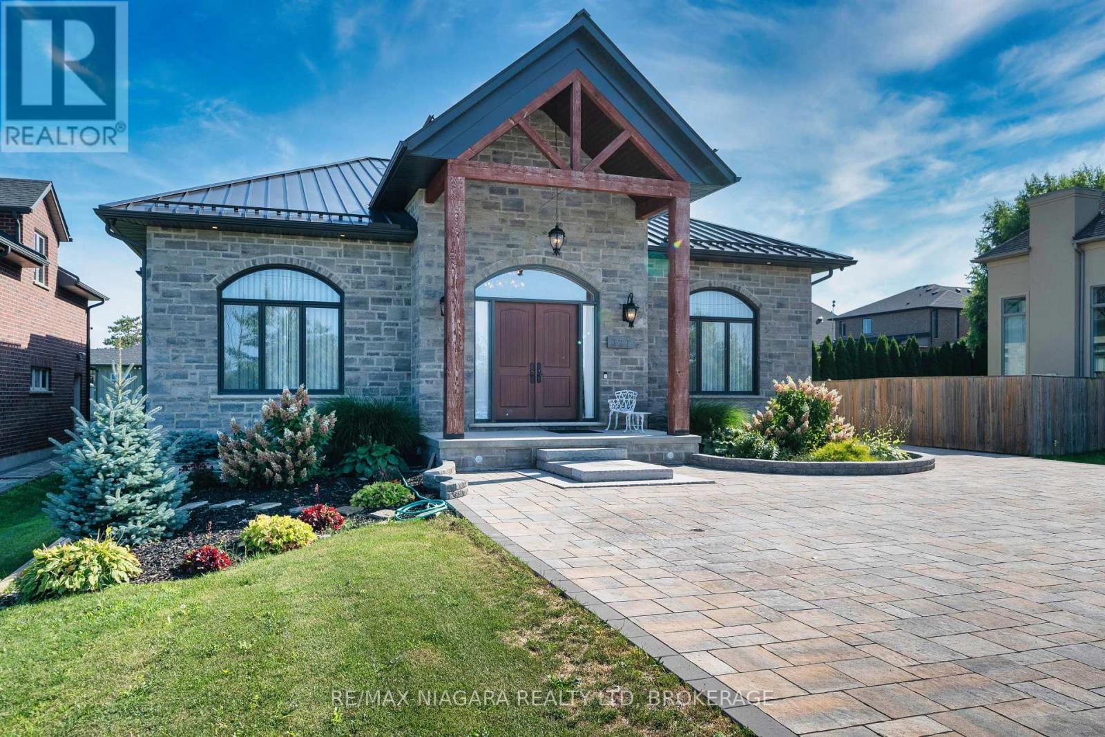 327 Queenston Road, Niagara-On-The-Lake, Ontario  L0S 1J0 - Photo 4 - X13714258