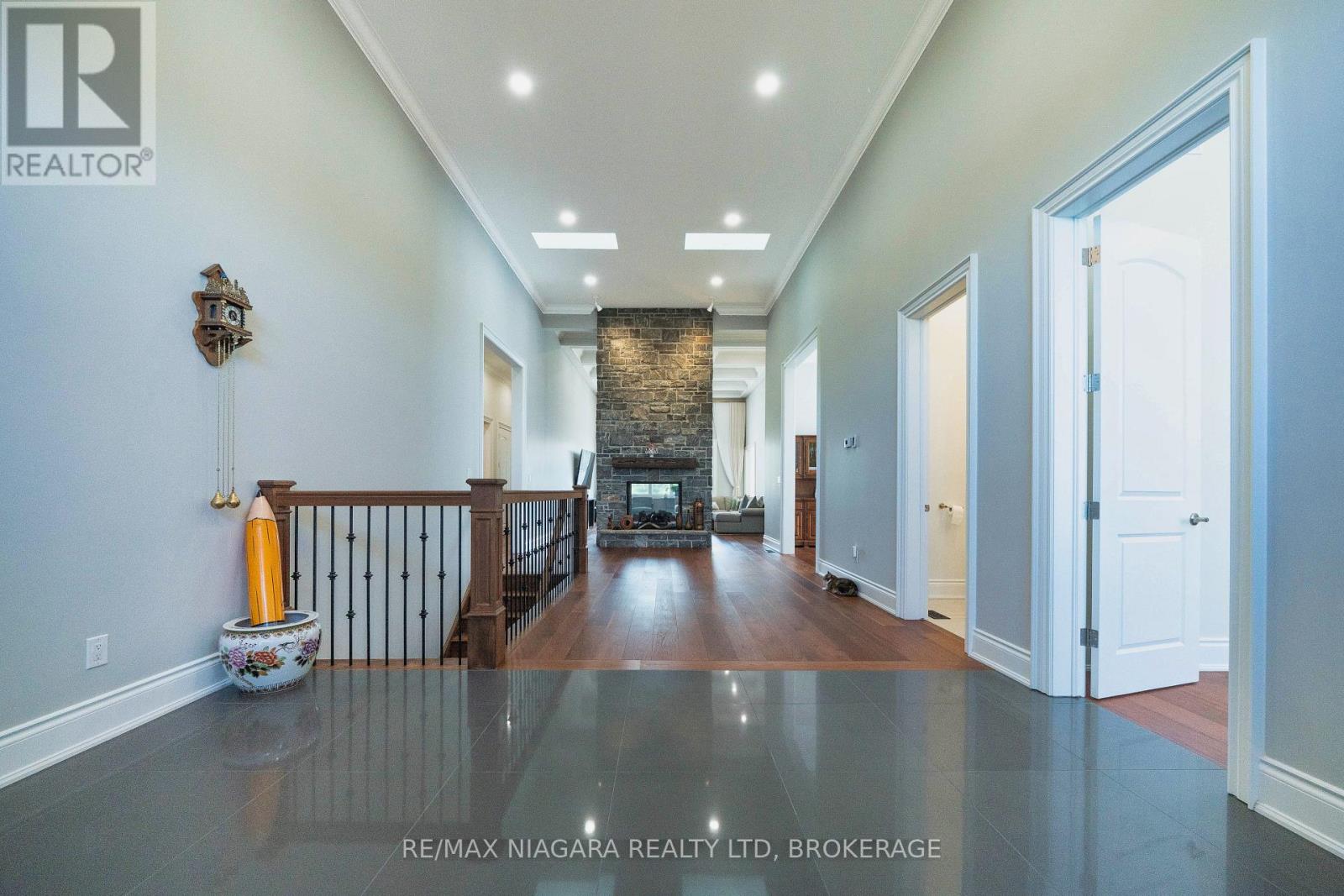 327 Queenston Road, Niagara-On-The-Lake, Ontario  L0S 1J0 - Photo 5 - X13714258
