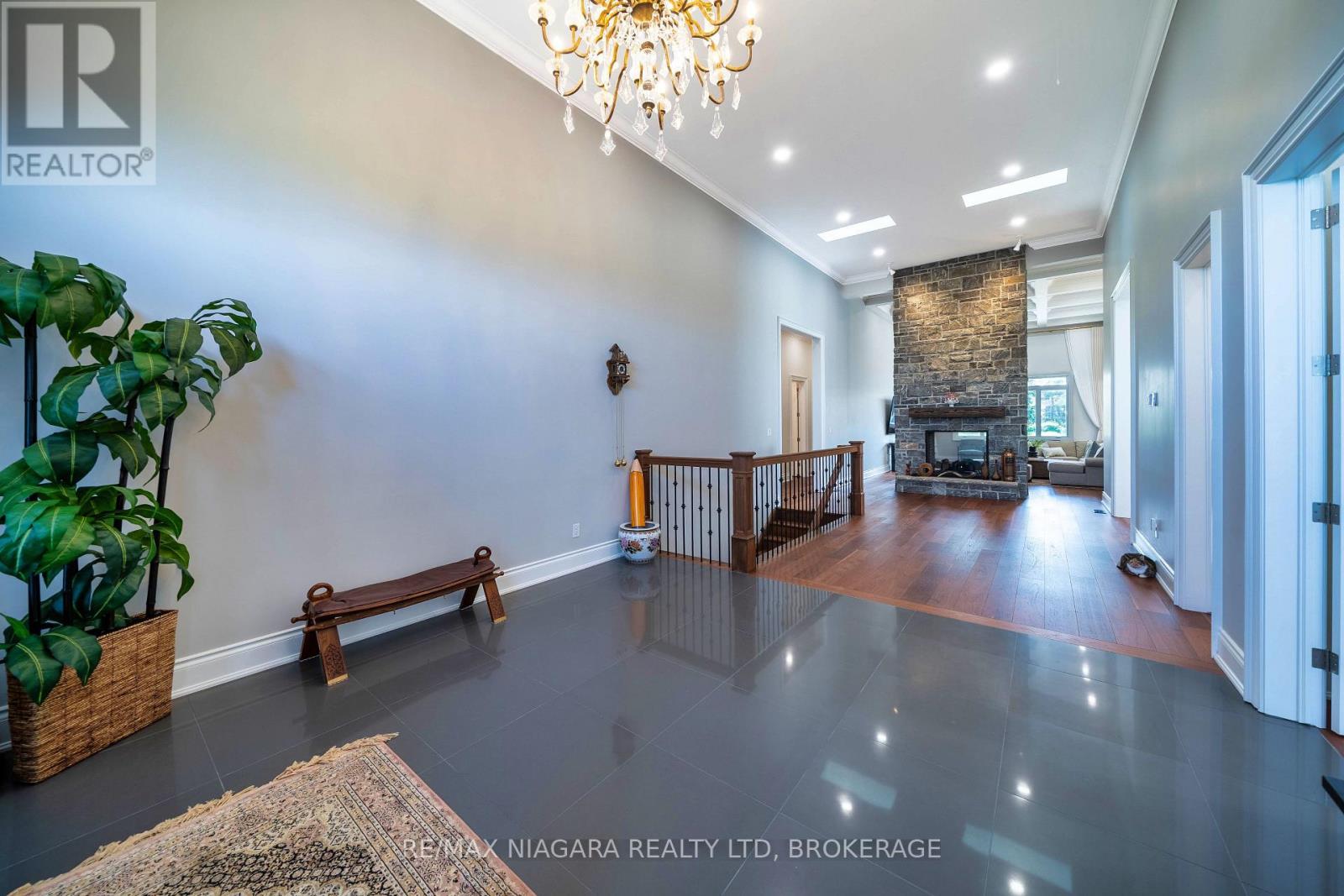 327 Queenston Road, Niagara-On-The-Lake, Ontario  L0S 1J0 - Photo 7 - X13714258