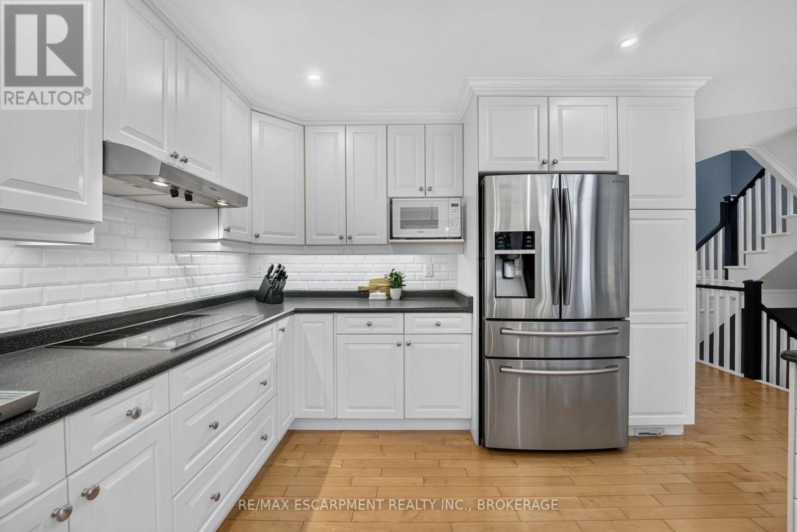 3 Black Walnut Common, St. Catharines, Ontario  L2S 4C8 - Photo 14 - X13714374