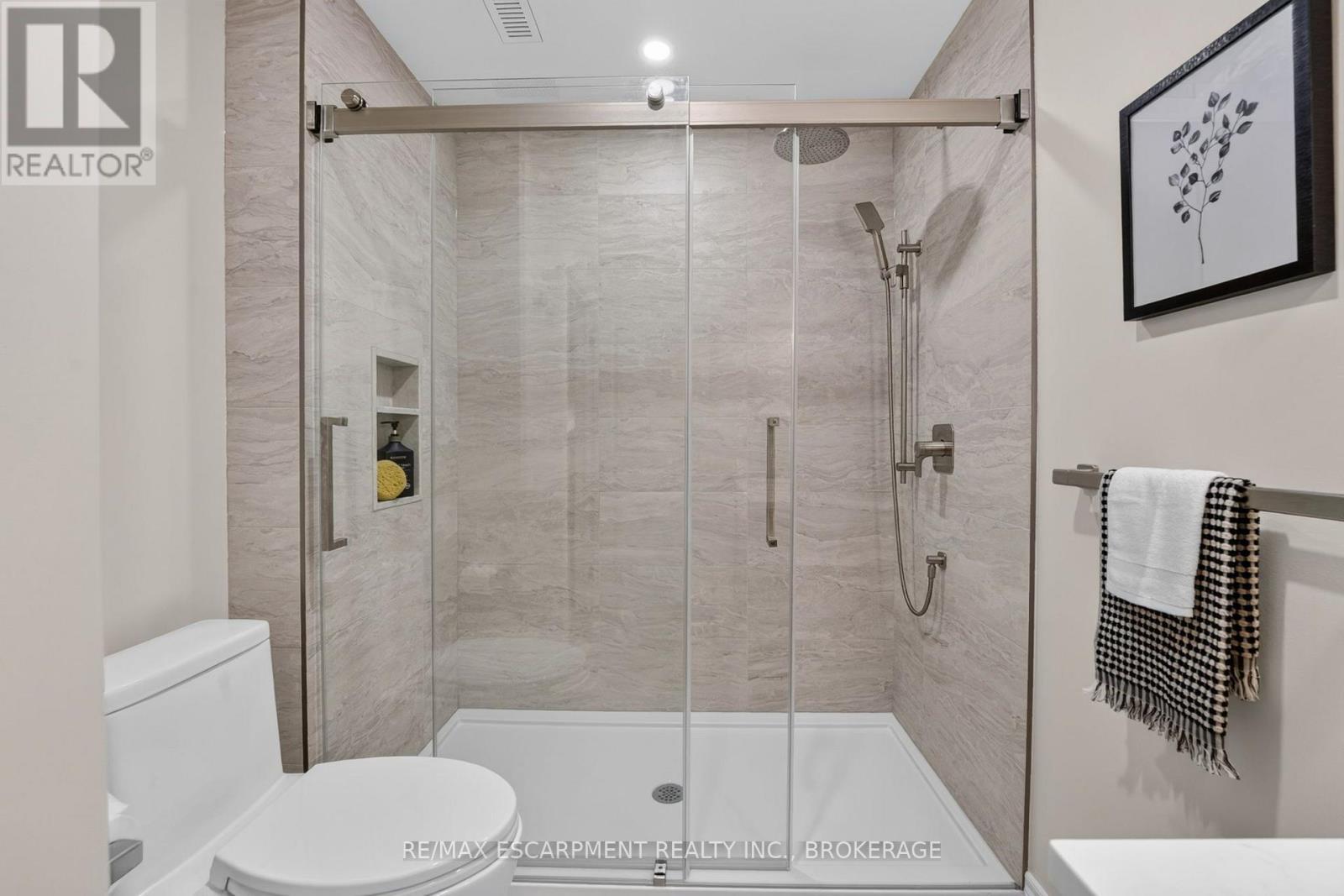 3 Black Walnut Common, St. Catharines, Ontario  L2S 4C8 - Photo 28 - X13714374