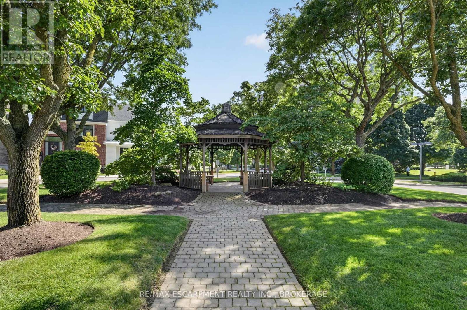 3 Black Walnut Common, St. Catharines, Ontario  L2S 4C8 - Photo 40 - X13714374