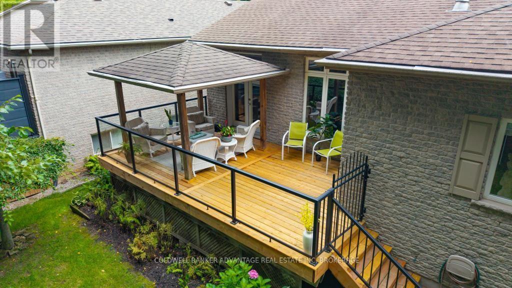 10 Stonegate Place, Pelham, Ontario  L0S 1E3 - Photo 7 - X13714648