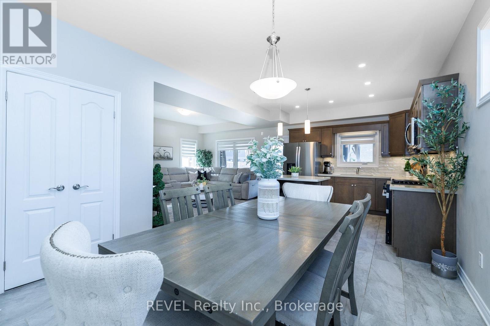 8961 Emily Boulevard, Niagara Falls, Ontario  L2H 3T1 - Photo 5 - X13714738