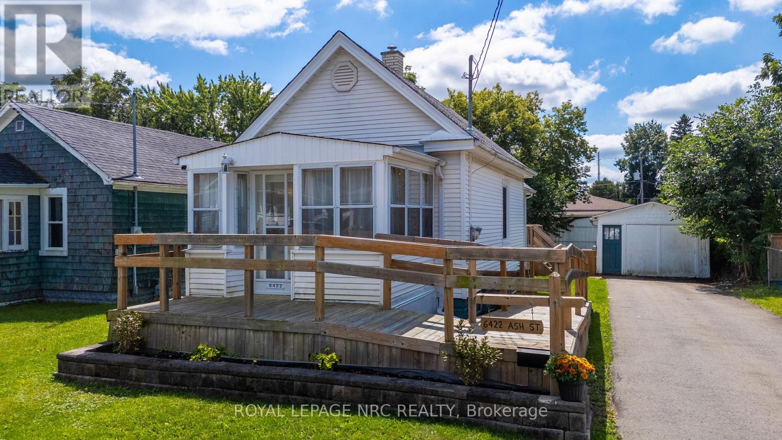6422 ASH STREET, Niagara Falls, Ontario