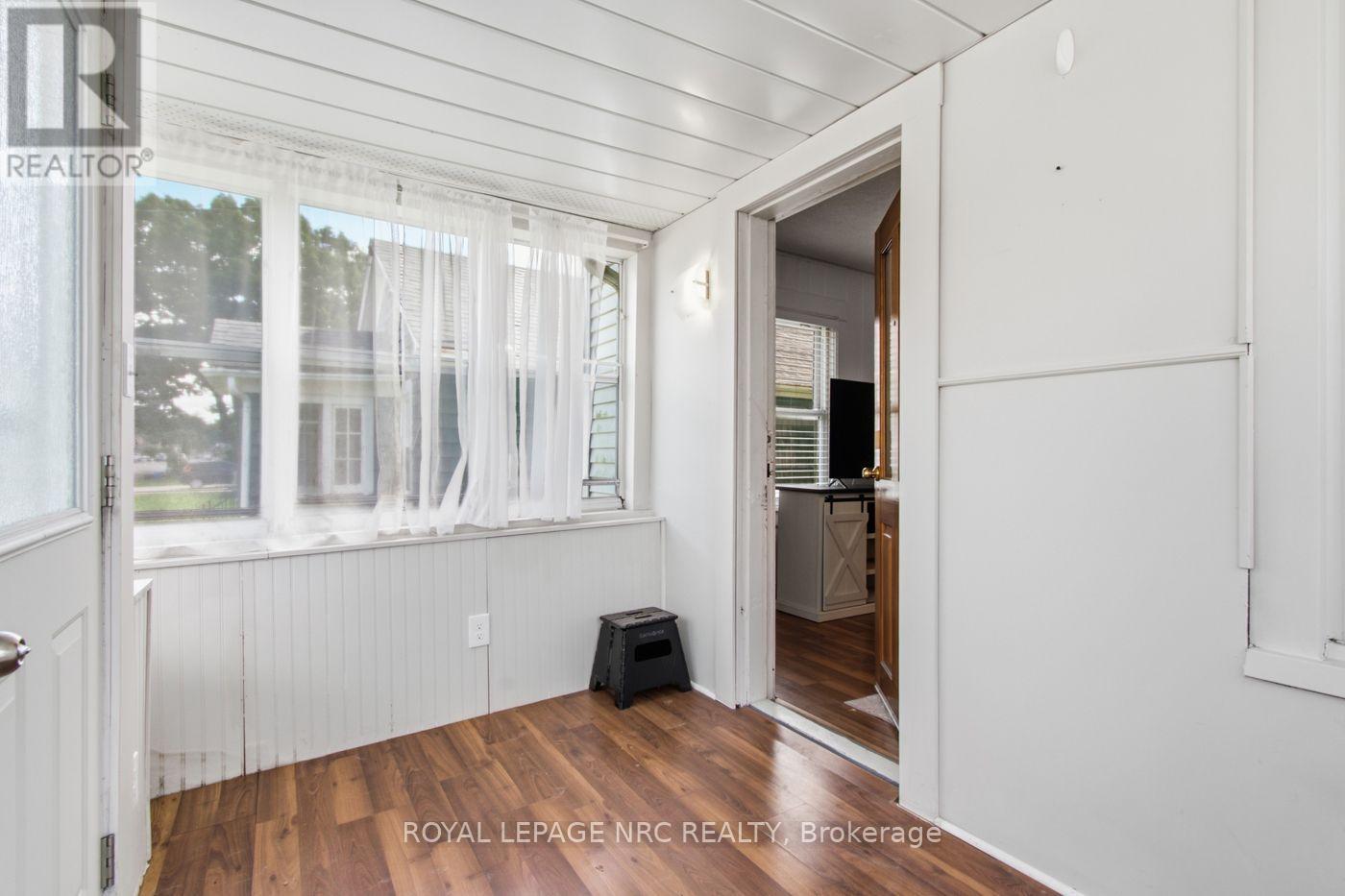 6422 Ash Street, Niagara Falls, Ontario  L2G 2H5 - Photo 9 - X13714894