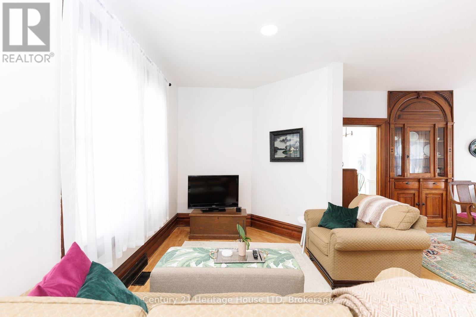 34 Henry Street, St. Catharines, Ontario  L2R 5T6 - Photo 11 - X13715344