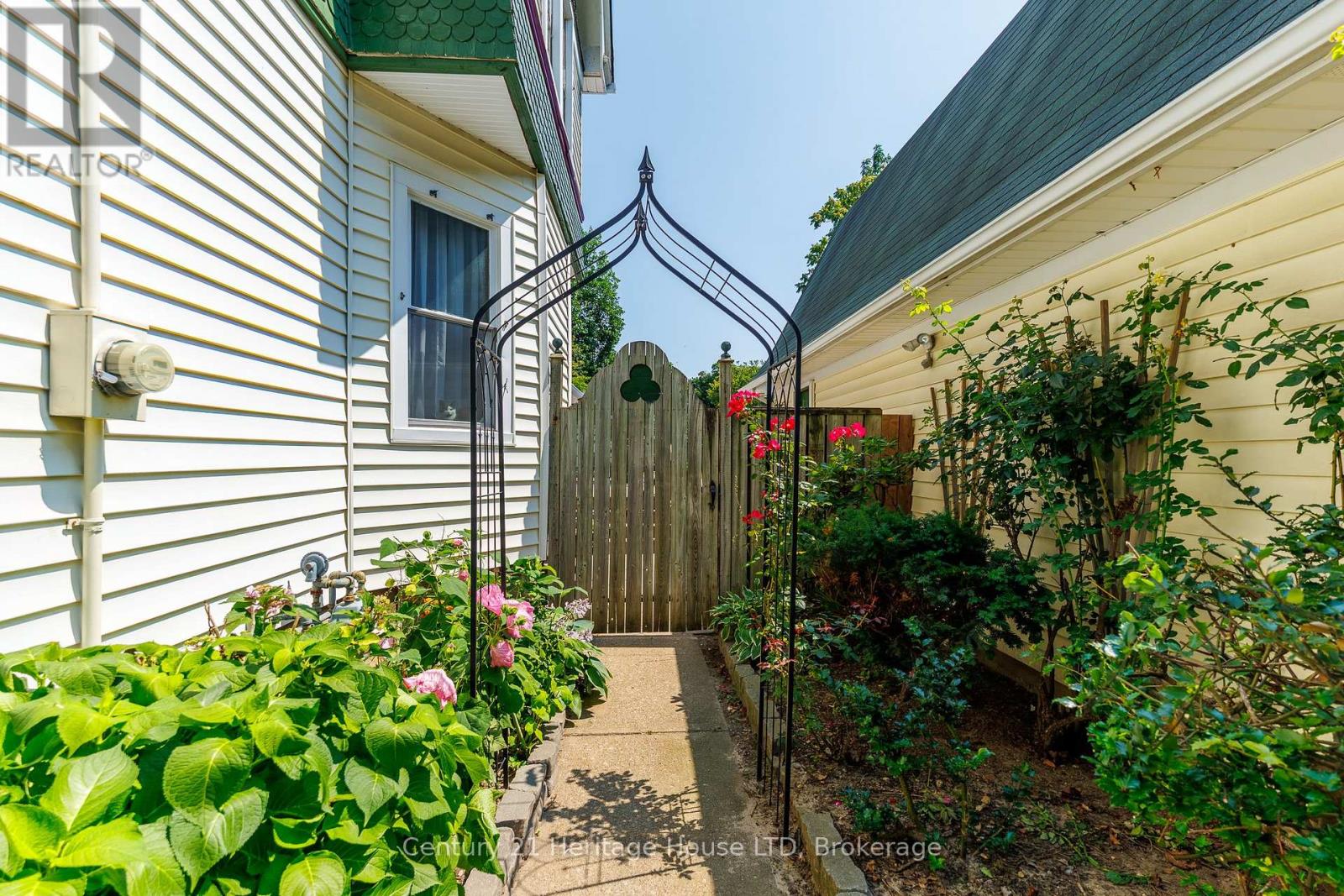 34 Henry Street, St. Catharines, Ontario  L2R 5T6 - Photo 33 - X13715344