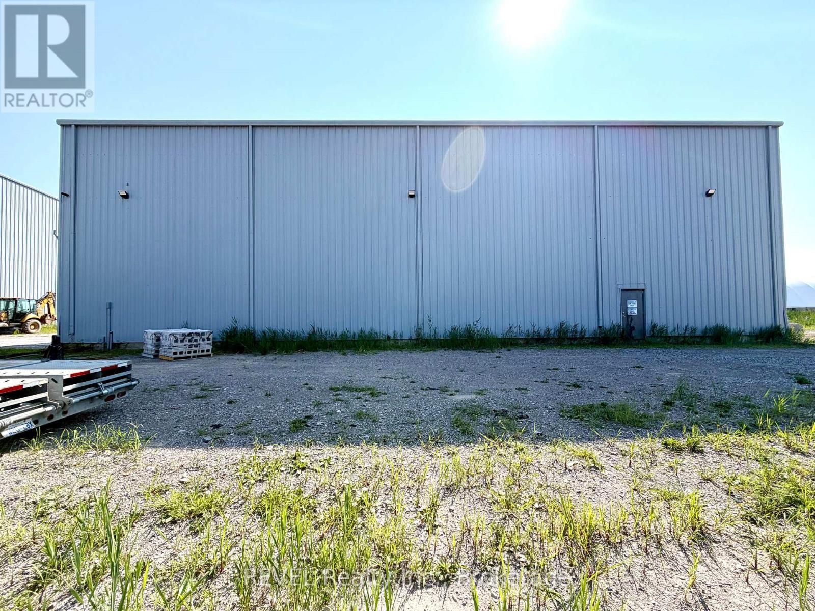 1668 Allanport Road, Thorold, Ontario  L0S 1K0 - Photo 2 - X13715430