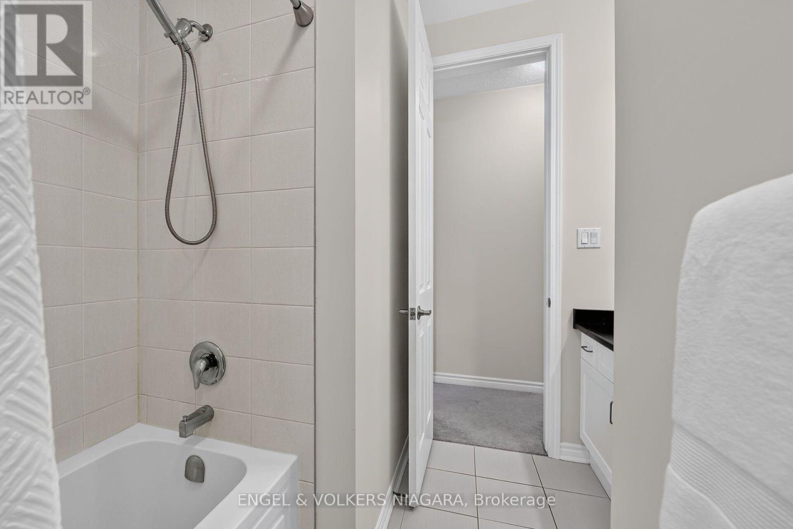 1221 Rose Way S, Milton, Ontario  L9E 1L9 - Photo 36 - W13715618