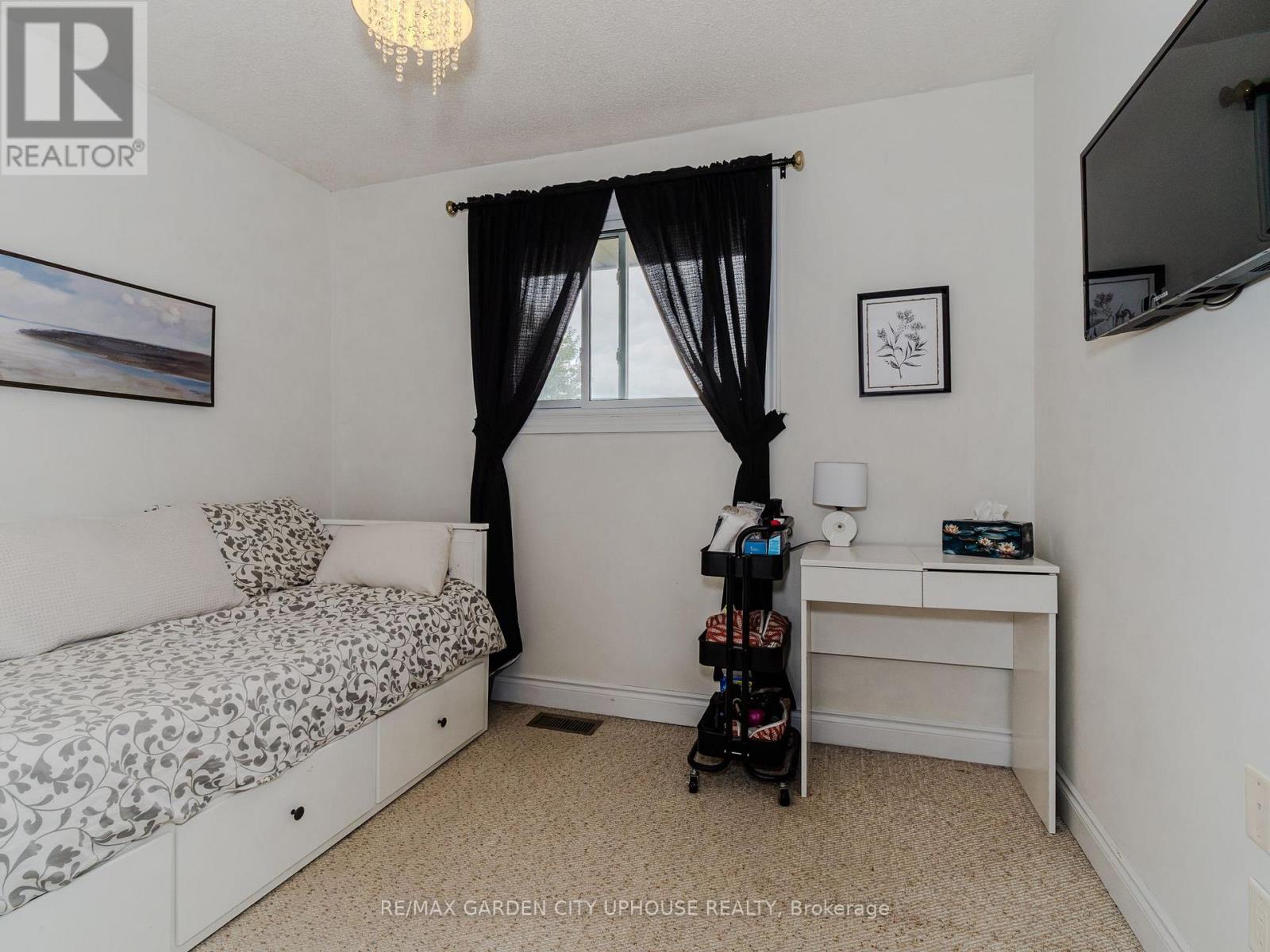 24 Greenmeadow Court, St. Catharines, Ontario  L2N 6Y8 - Photo 10 - X13715644