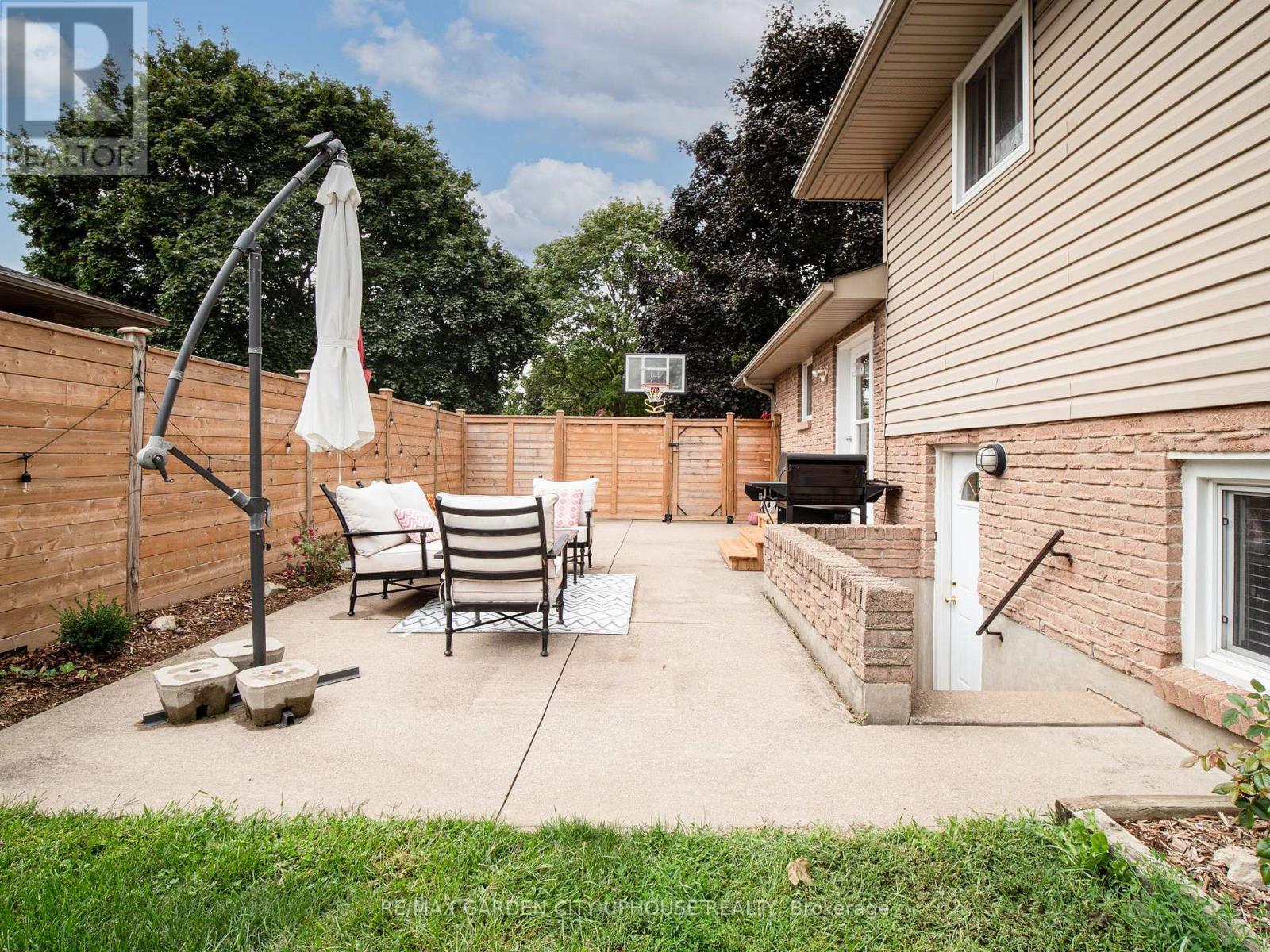 24 Greenmeadow Court, St. Catharines, Ontario  L2N 6Y8 - Photo 19 - X13715644