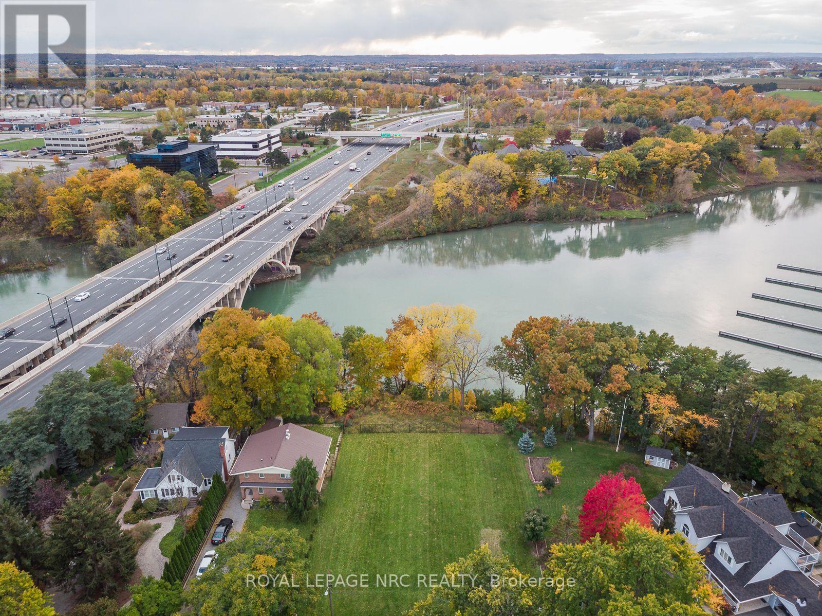 56b Henley Drive, St. Catharines, Ontario  L2N 4A9 - Photo 5 - X13715870