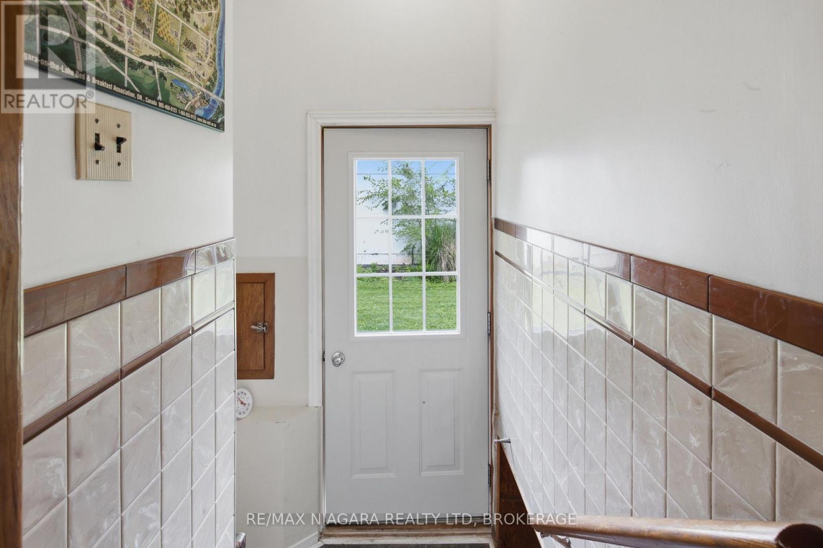 557 Mississagua Street, Niagara-On-The-Lake, Ontario  L0S 1J0 - Photo 23 - X13716104