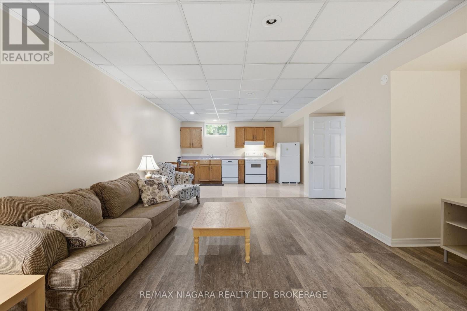 557 Mississagua Street, Niagara-On-The-Lake, Ontario  L0S 1J0 - Photo 24 - X13716104