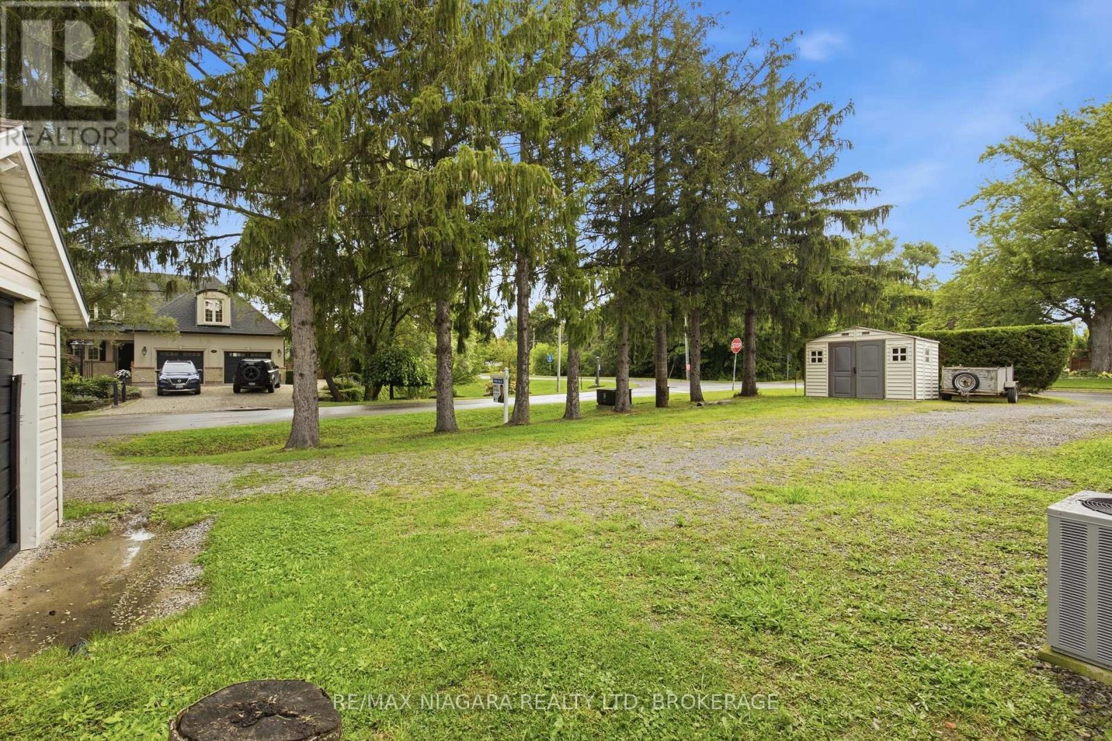 557 Mississagua Street, Niagara-On-The-Lake, Ontario  L0S 1J0 - Photo 9 - X13716104