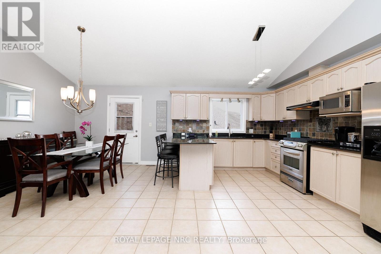 8093 Beaverton Boulevard, Niagara Falls, Ontario  L2H 3K5 - Photo 48 - X13716546