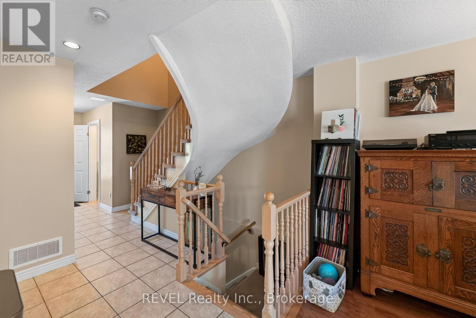 11 Elderberry Avenue, Grimsby, Ontario  L3M 5M9 - Photo 31 - X13716782