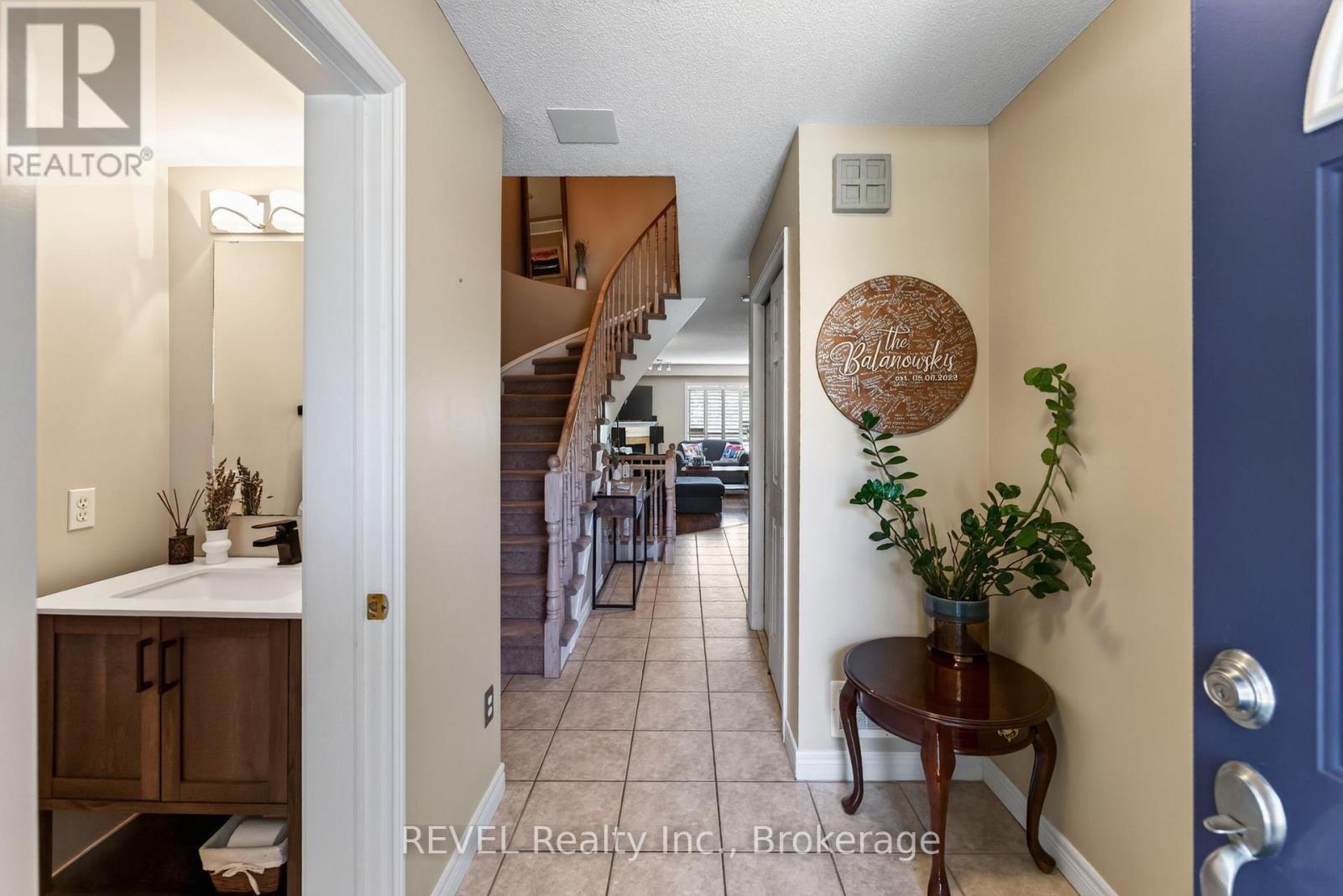 11 Elderberry Avenue, Grimsby, Ontario  L3M 5M9 - Photo 7 - X13716782