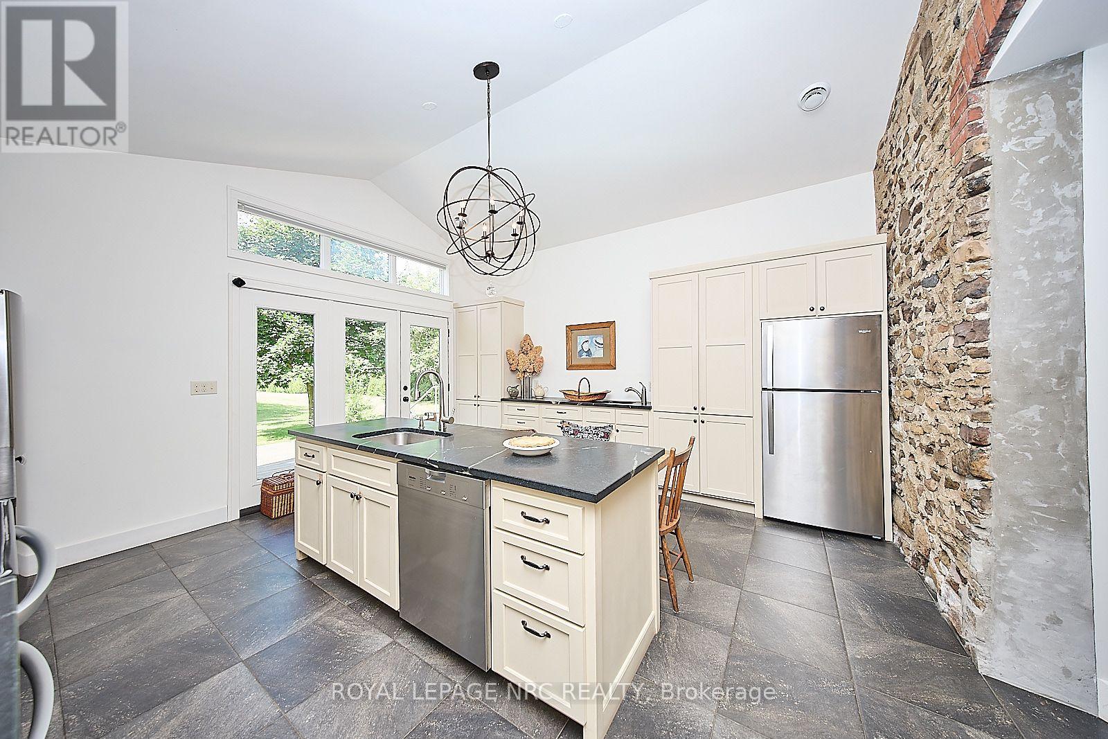 1540 Concession 6 Road, Niagara-On-The-Lake, Ontario  L0S 1T0 - Photo 12 - X13716804