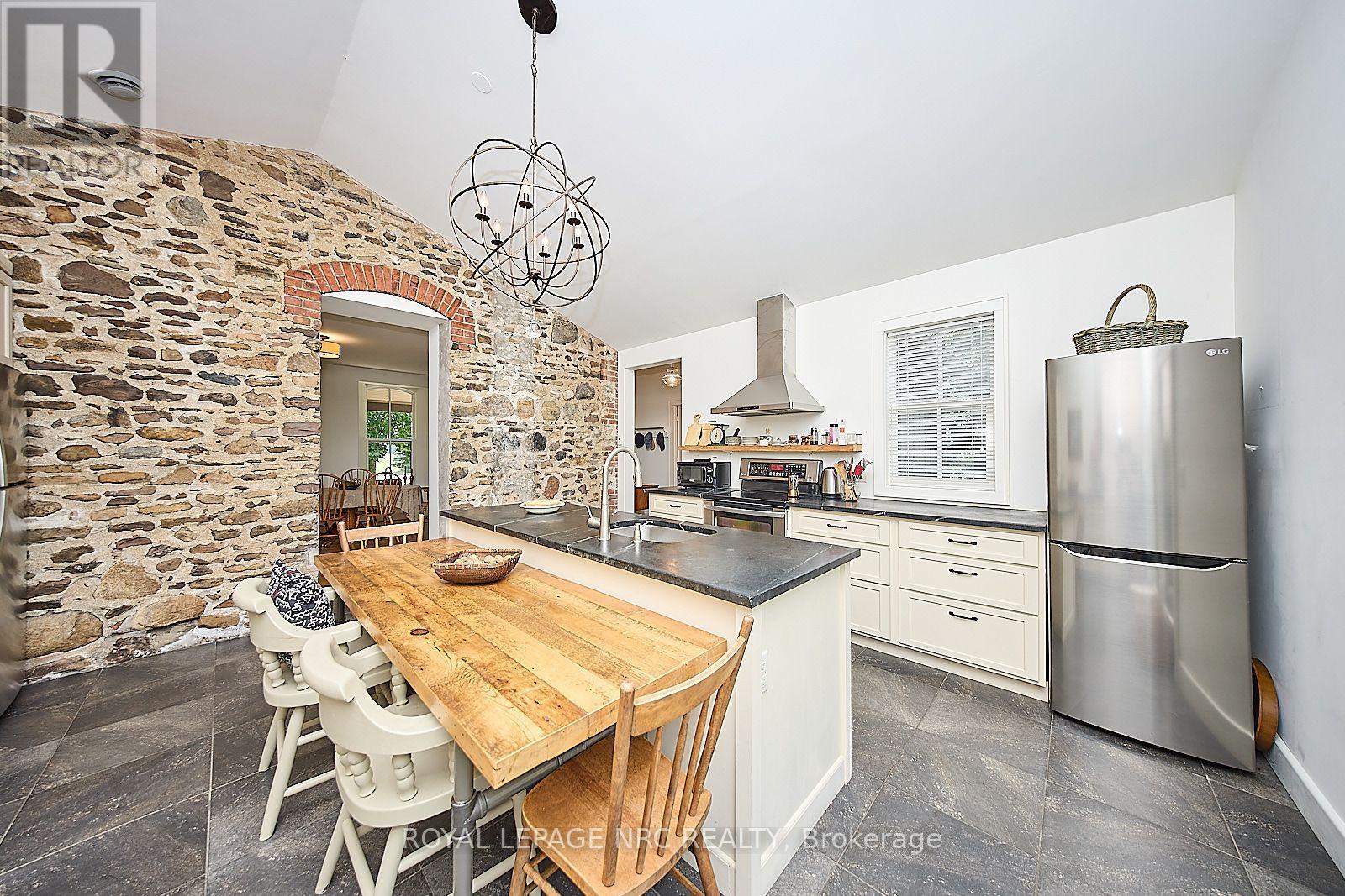 1540 Concession 6 Road, Niagara-On-The-Lake, Ontario  L0S 1T0 - Photo 14 - X13716804