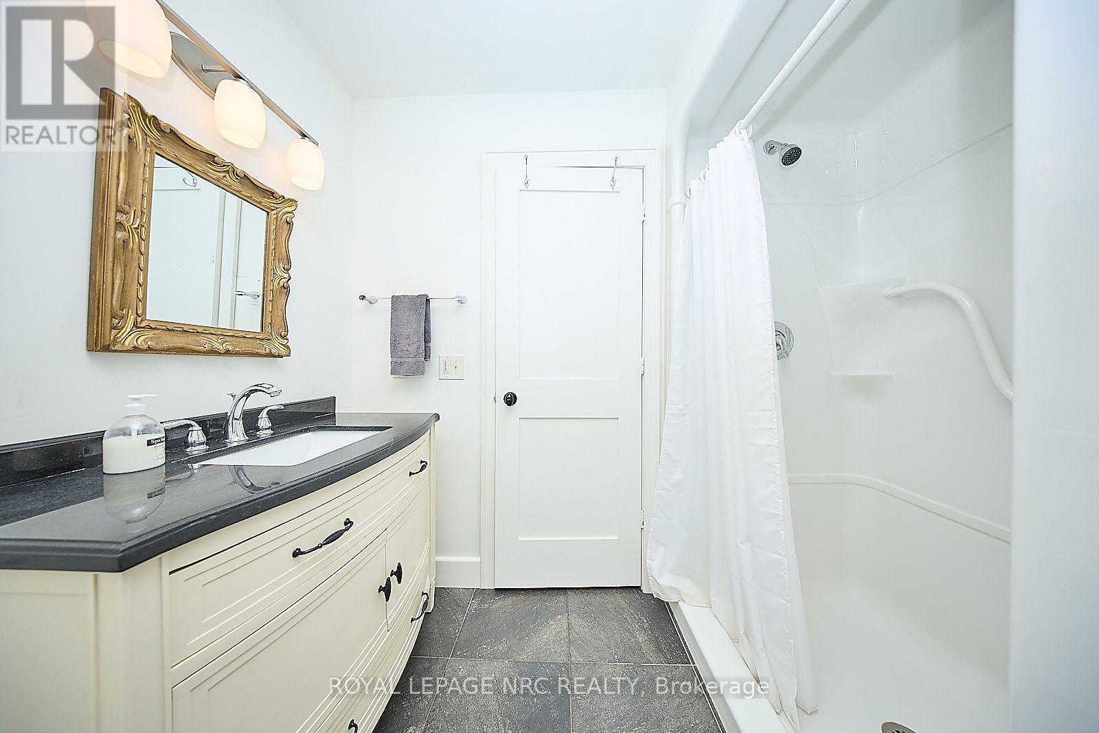 1540 Concession 6 Road, Niagara-On-The-Lake, Ontario  L0S 1T0 - Photo 18 - X13716804