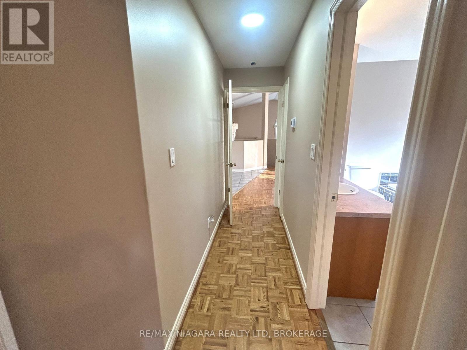 Unit # Main Floor - 11 Ursula Avenue, St. Catharines, Ontario  L2T 1S9 - Photo 11 - X13716870