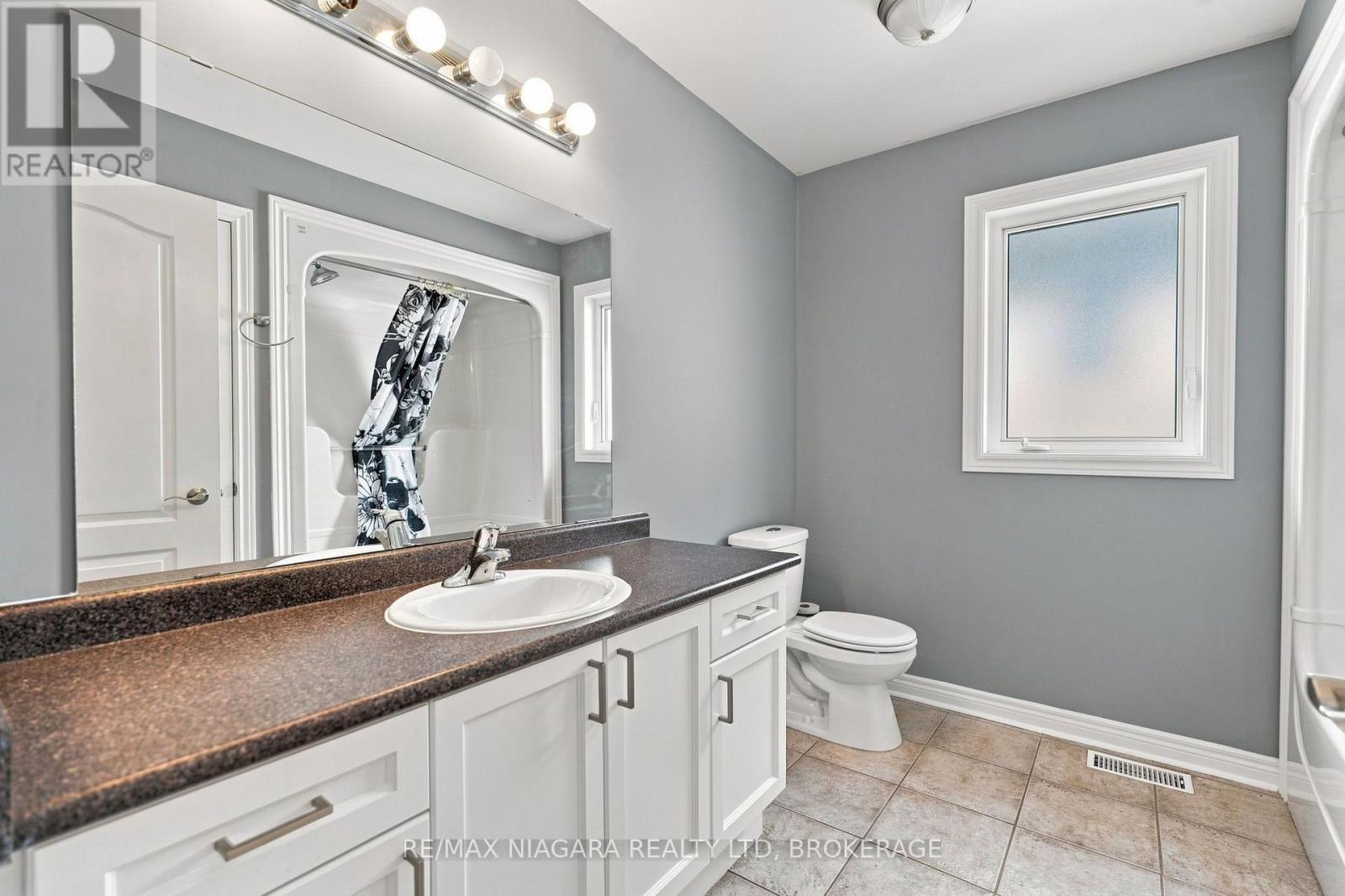 262 Draper's Street, Welland, Ontario  L3C 7N2 - Photo 12 - X13717192