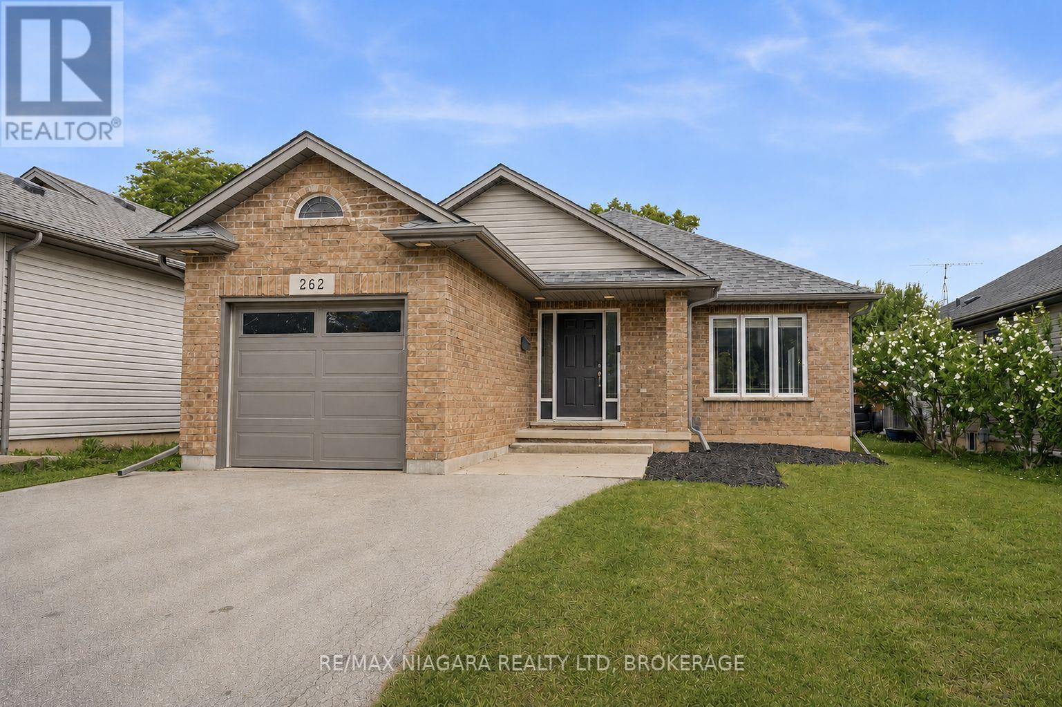 262 Draper's Street, Welland, Ontario  L3C 7N2 - Photo 2 - X13717192