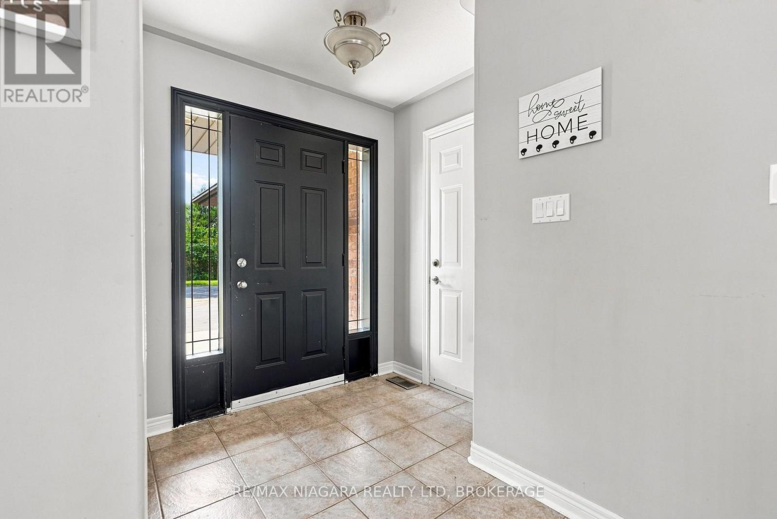 262 Draper's Street, Welland, Ontario  L3C 7N2 - Photo 4 - X13717192