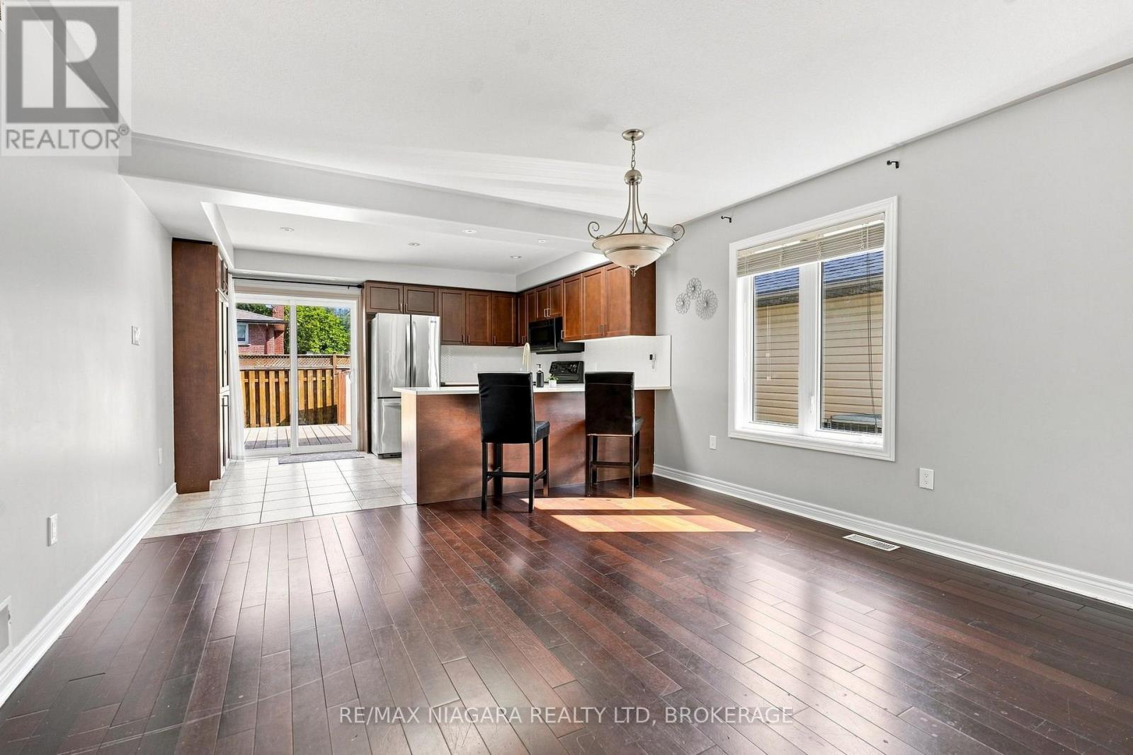 262 Draper's Street, Welland, Ontario  L3C 7N2 - Photo 6 - X13717192