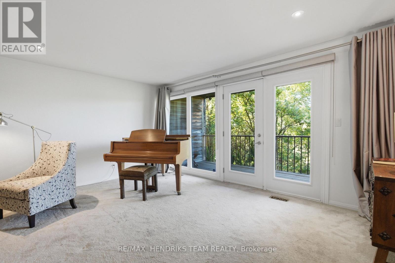 10 Vergorda Circle, St. Catharines, Ontario  L2T 2P2 - Photo 11 - X13718080