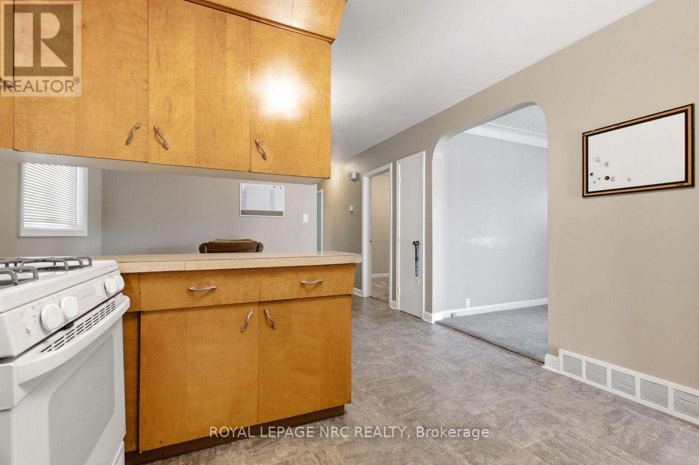 131 Joyce Avenue, Welland, Ontario  L3B 1S7 - Photo 10 - X13718218