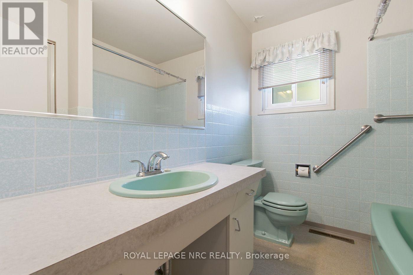 131 Joyce Avenue, Welland, Ontario  L3B 1S7 - Photo 14 - X13718218