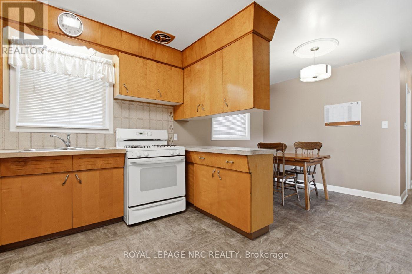 131 Joyce Avenue, Welland, Ontario  L3B 1S7 - Photo 9 - X13718218