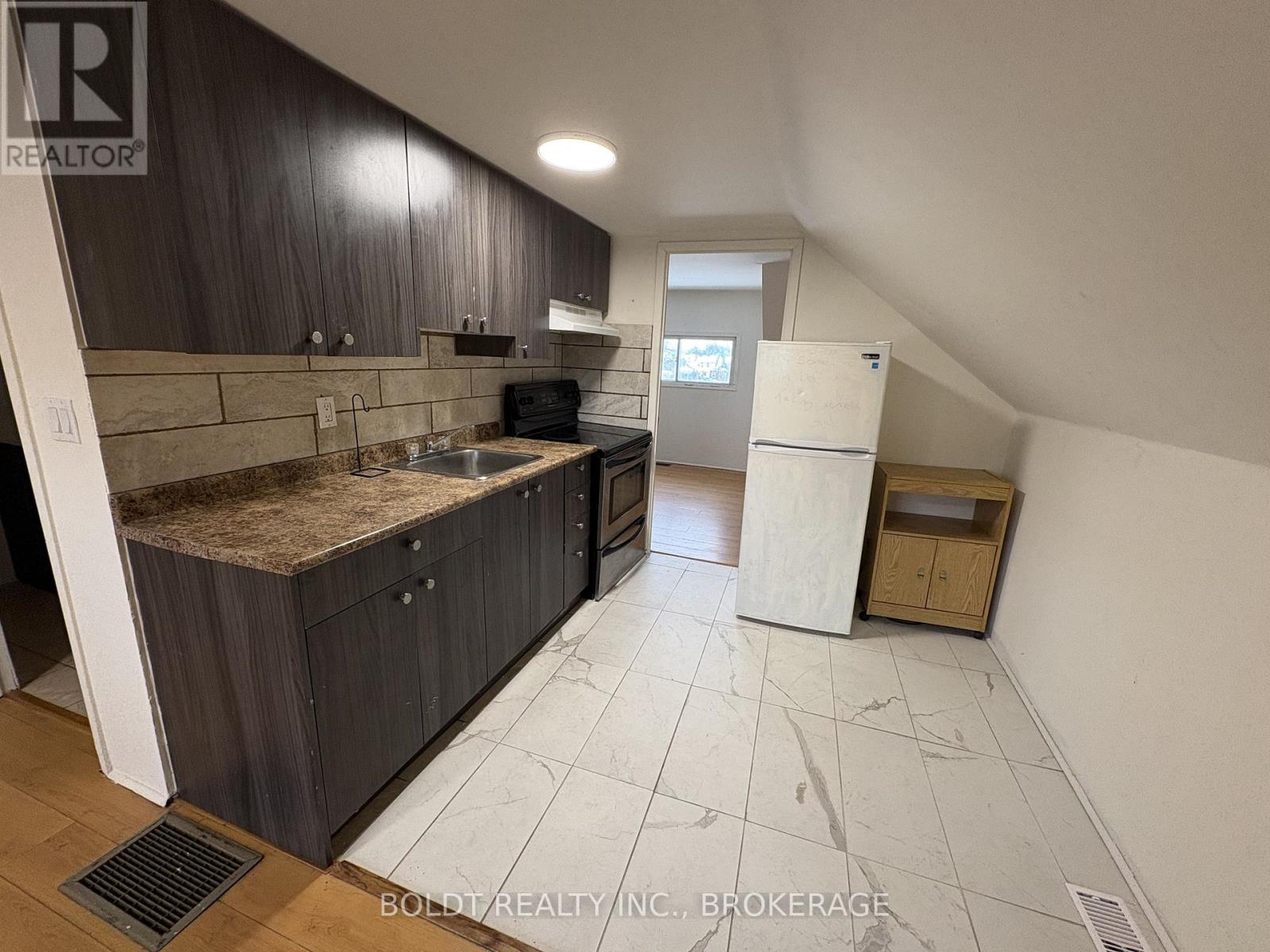 5145 Rice Crescent, Niagara Falls, Ontario  L2E 4A1 - Photo 3 - X13720124