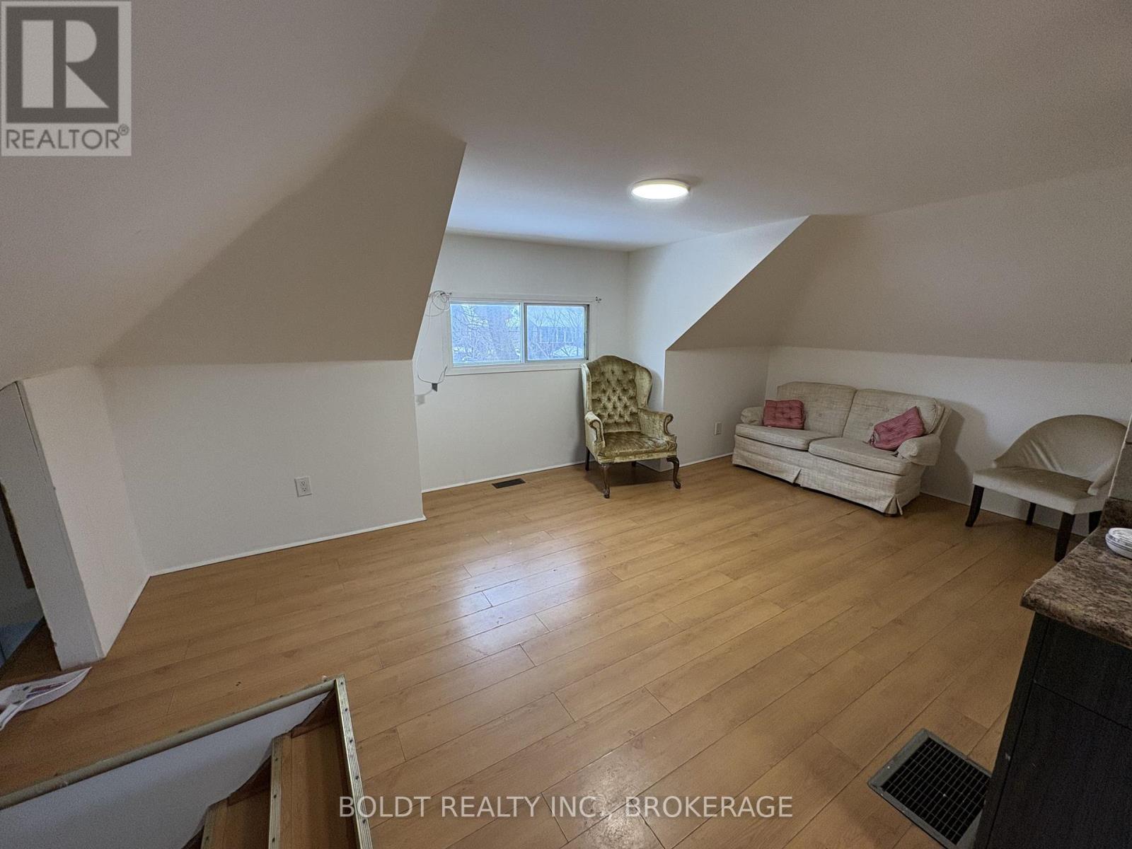 5145 Rice Crescent, Niagara Falls, Ontario  L2E 4A1 - Photo 7 - X13720124
