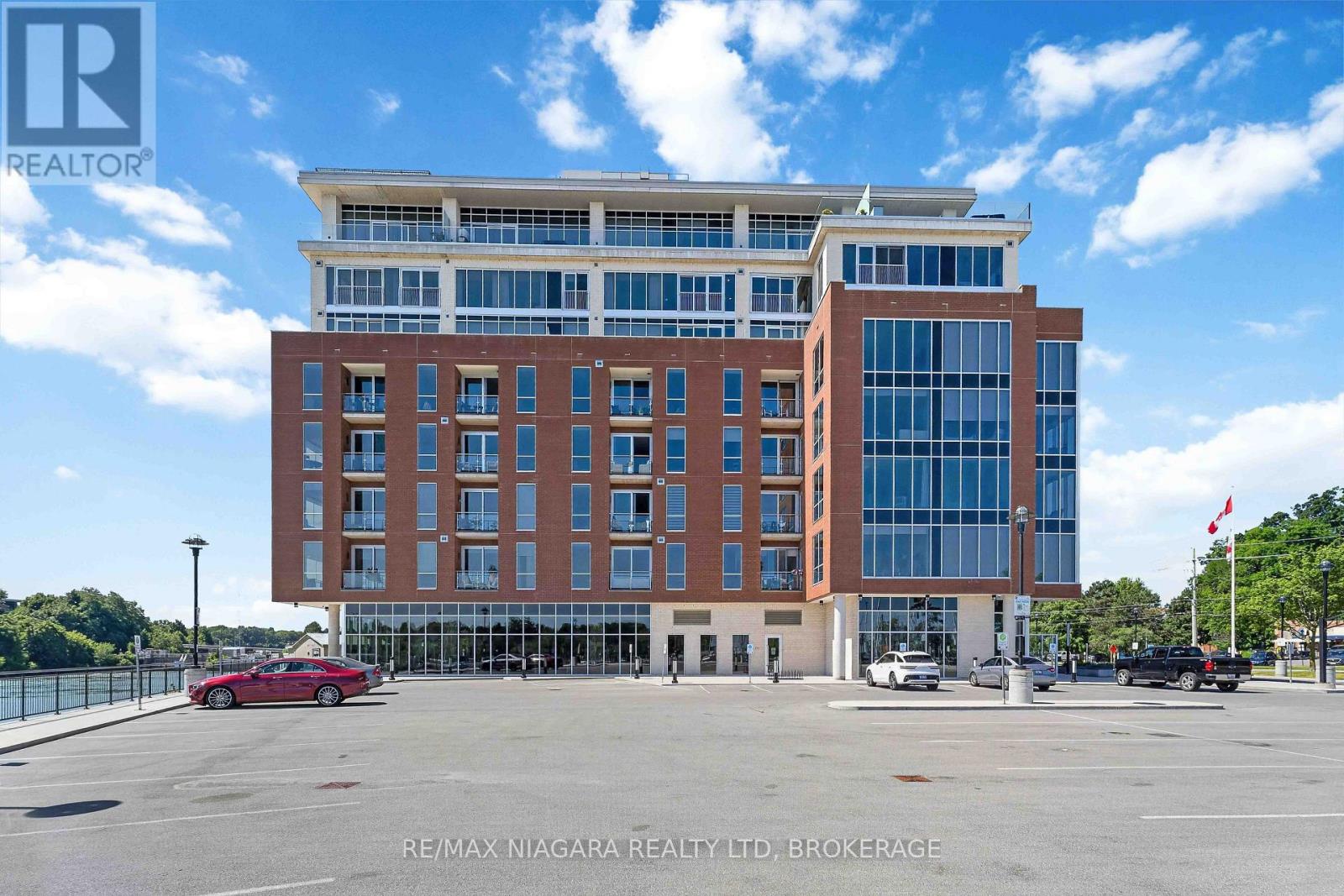 702 - 57 Lakeport Road, St. Catharines, Ontario  L2N 4P6 - Photo 4 - X13720130