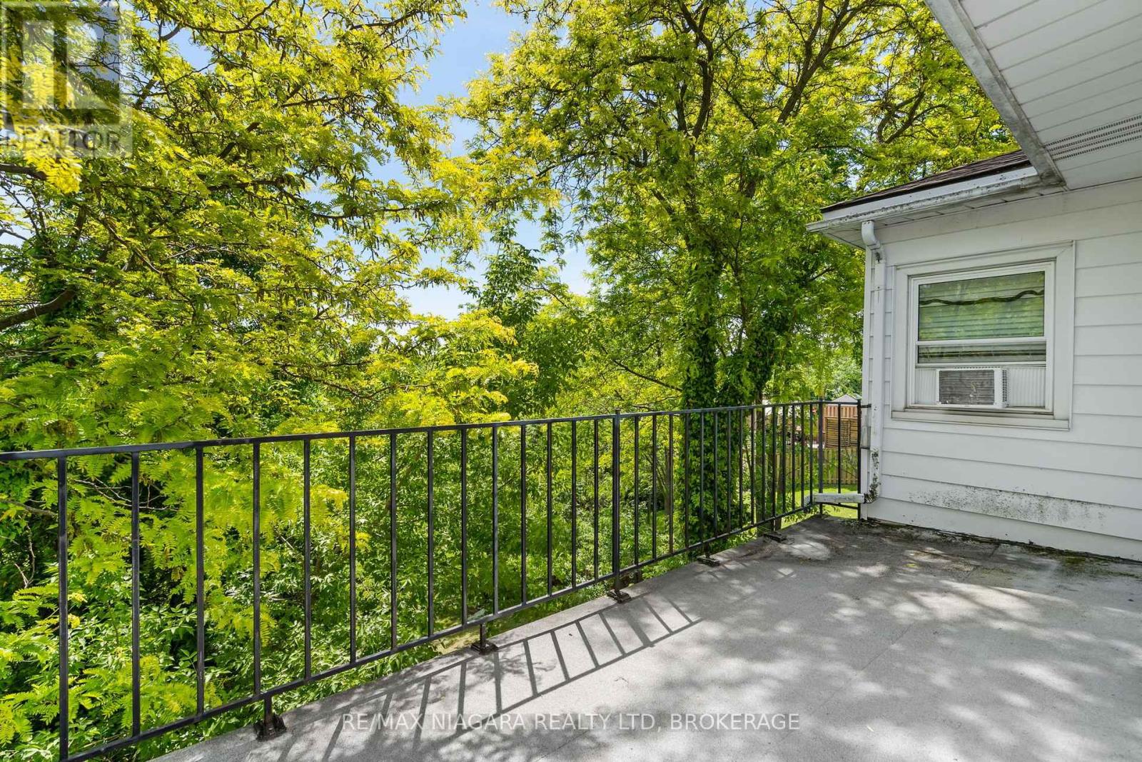 Upper - 73 Hillview Road, St. Catharines, Ontario  L2S 1S8 - Photo 12 - X13720736