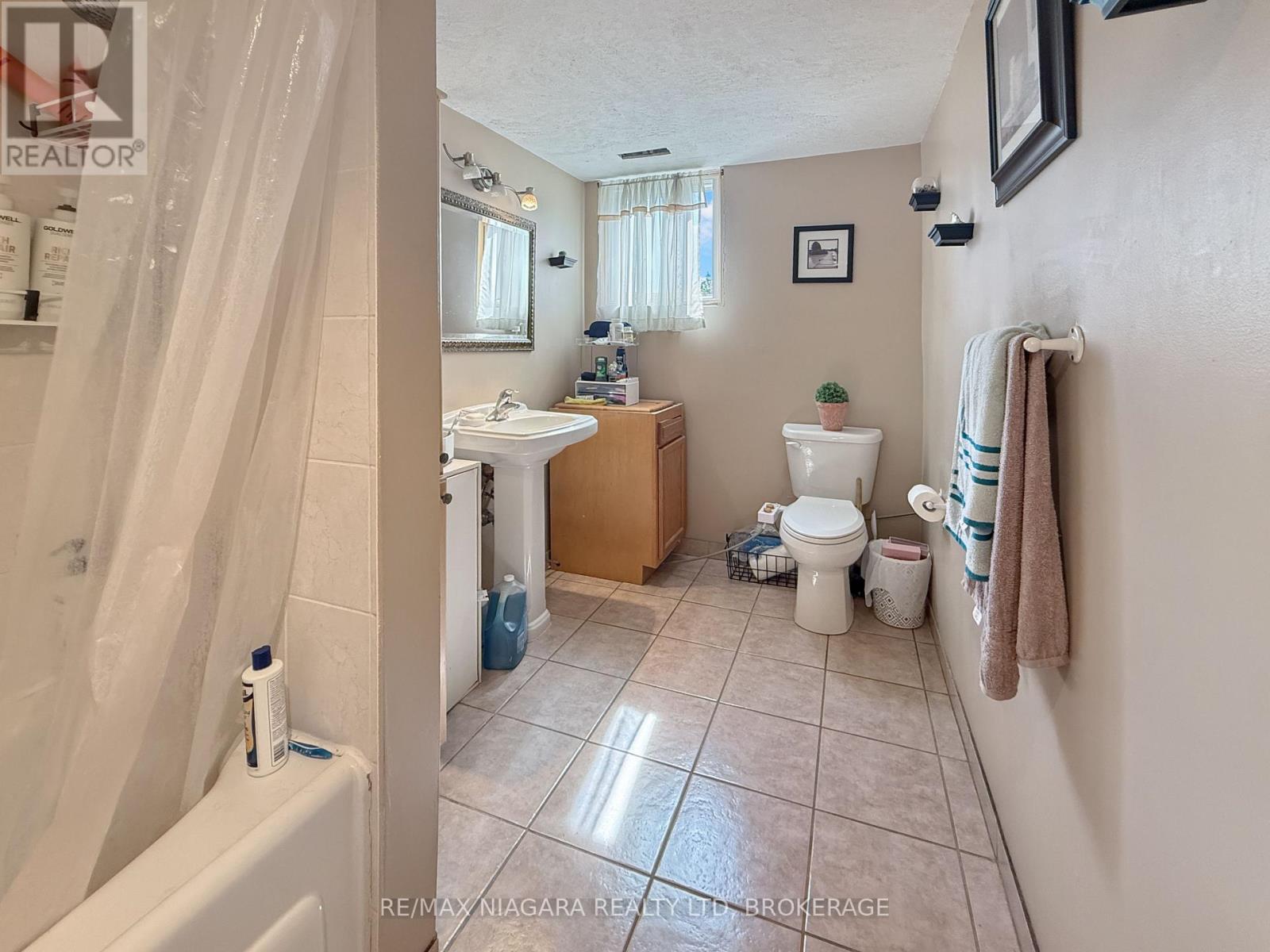 318 Albany Street, Fort Erie, Ontario  L2A 1L9 - Photo 20 - X13722122